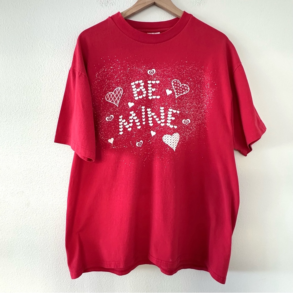Vintage 90s Hanes Heavyweight 100% Cotton T Shirt XL Red "Be Mine" Valentine y2K